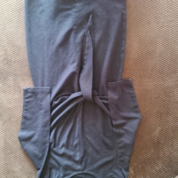 Black side tie dress - Picture 1 of 1